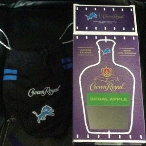 New Crown Royal Regal Apple Lions Bag And Box